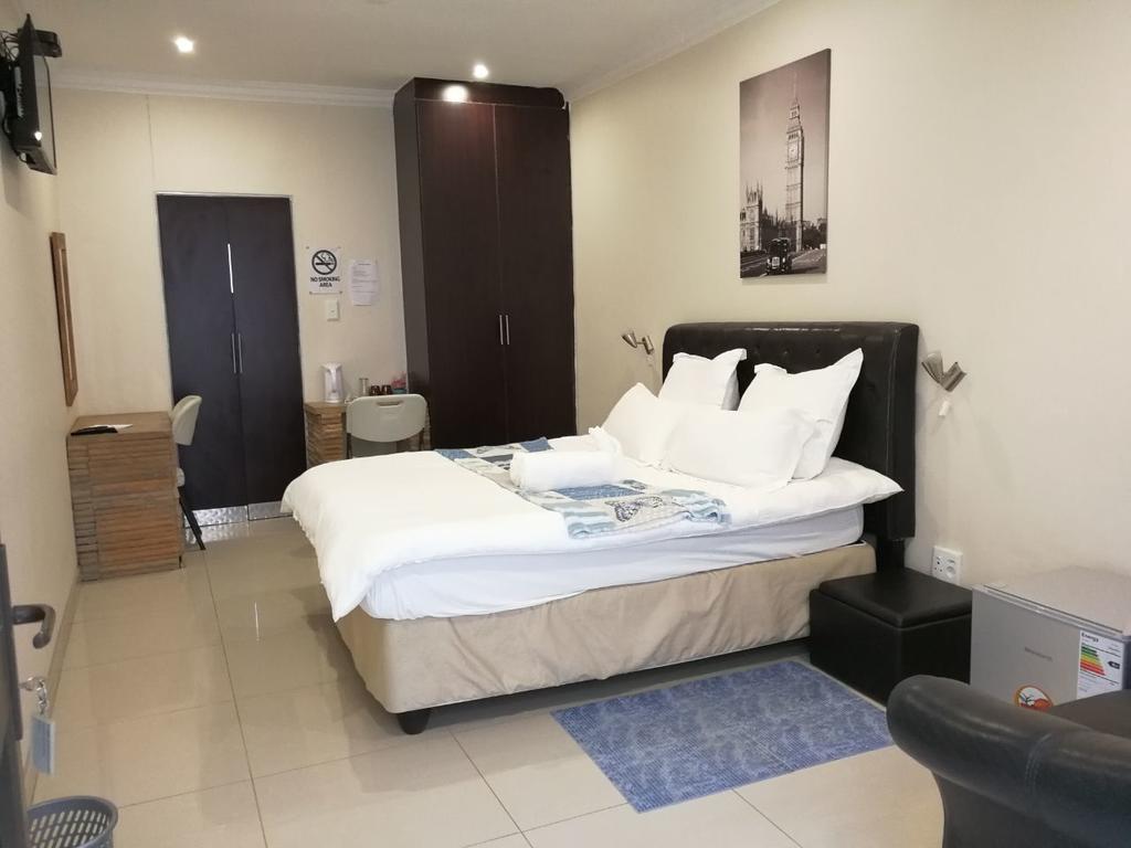 Tsumeb Guesthouse Kamho Exteriör bild