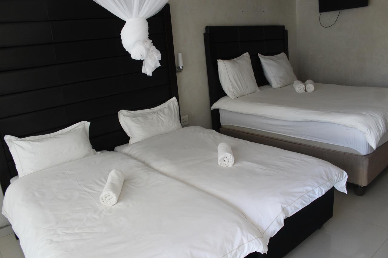 Tsumeb Guesthouse Kamho Exteriör bild