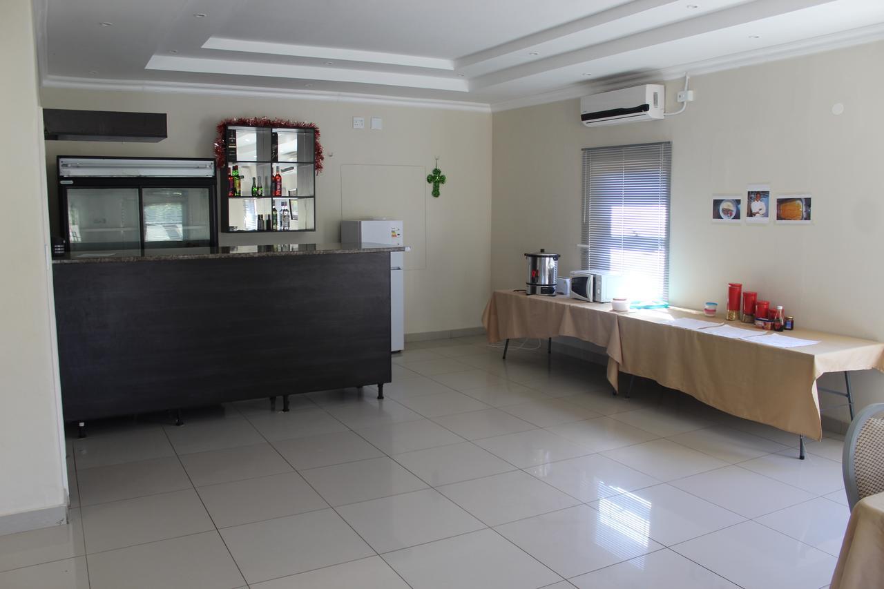 Tsumeb Guesthouse Kamho Exteriör bild